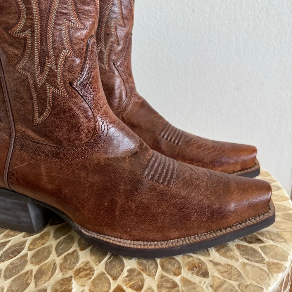 New Ariat Men’s Square Toe Western Cowboy Boots size 9D - Picture 3 of 14